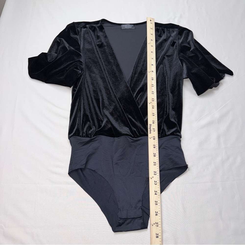 Zara Black velvet batwing sleeve bodysuit - Picture 4 of 9